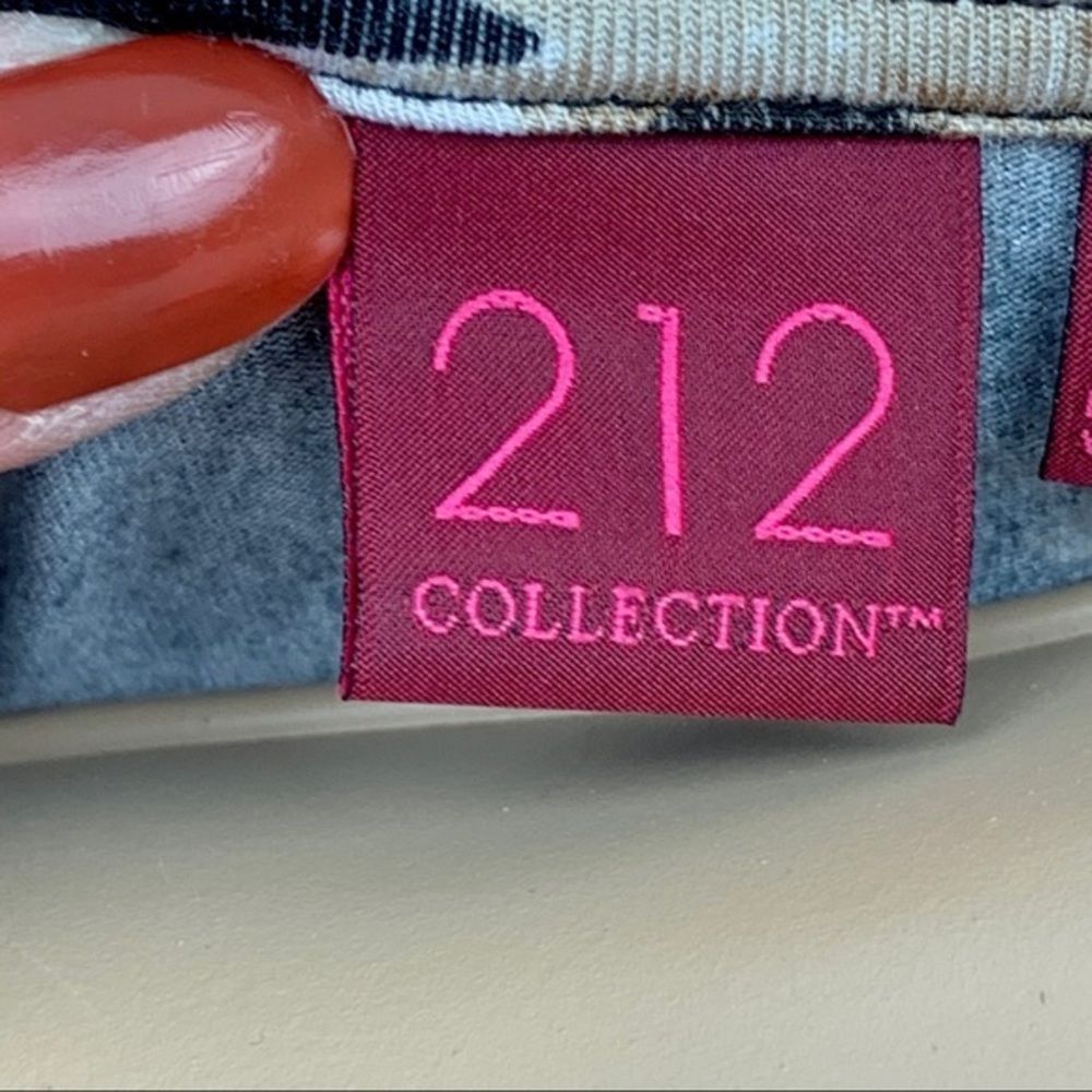 212 Collection Print Top - Picture 6 of 8